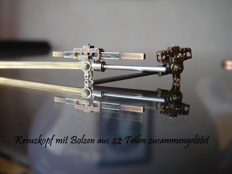 Eine saubere Kreuzkopfführung auf Neusilberschienen