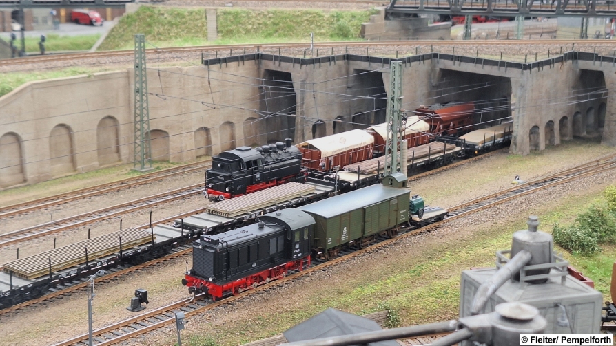 6-20251208_165420 KL.jpg