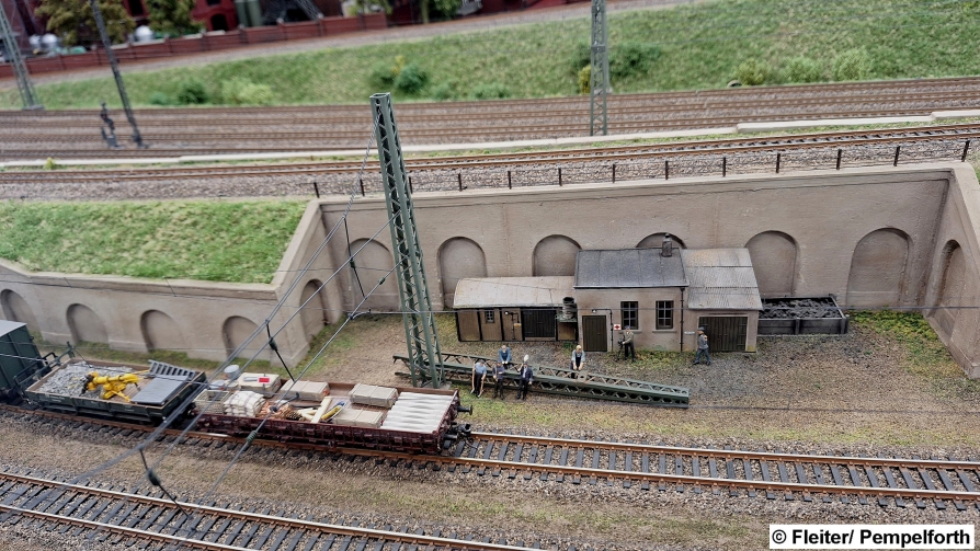 9-20251204_183604 KL.jpg