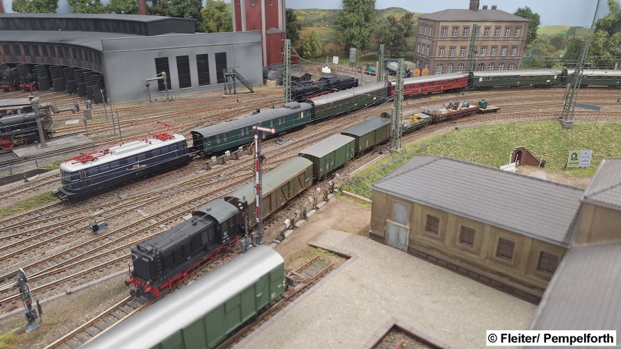 12-20251208_194519 KL.jpg