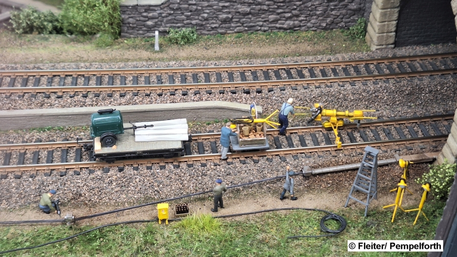 19-20251209_122821 KL.jpg