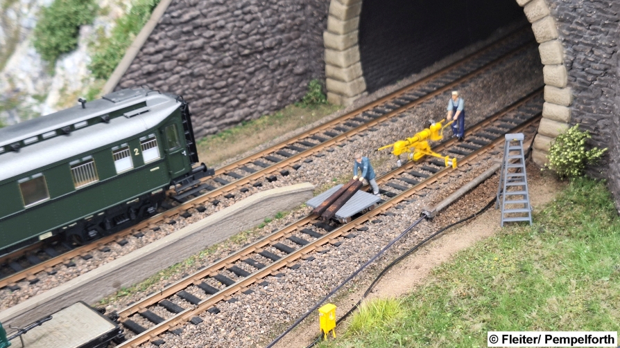 21-Wiese FotoShopped KL.jpg