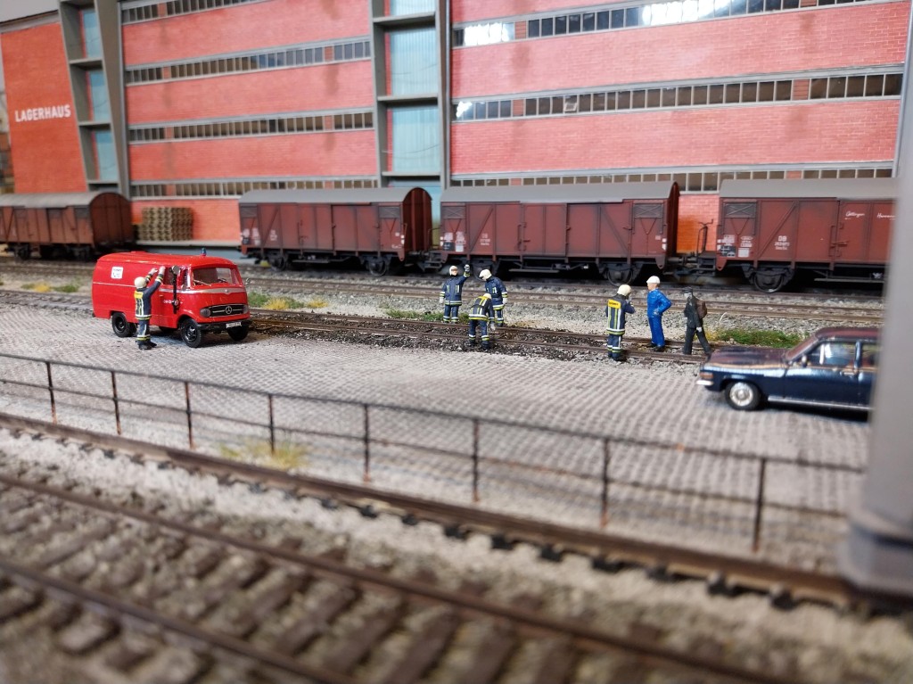 Bild 6 L319 GW Öl der Hamburger Feuerwehr-min.jpg