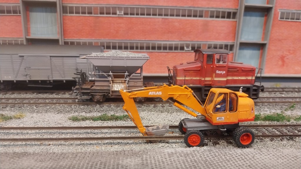 Bild 13 ATLAS AB1200 Planum-min.JPG