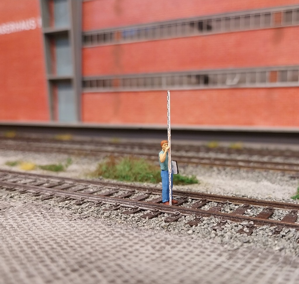 Bild 18 Stangenhalter-min.JPG